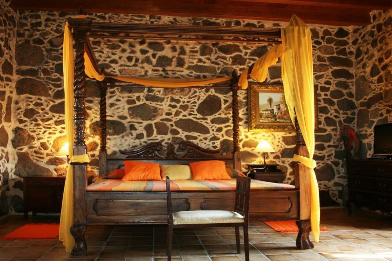 Hotel Rural Restaurante Mahoh Villaverde  Exterior photo